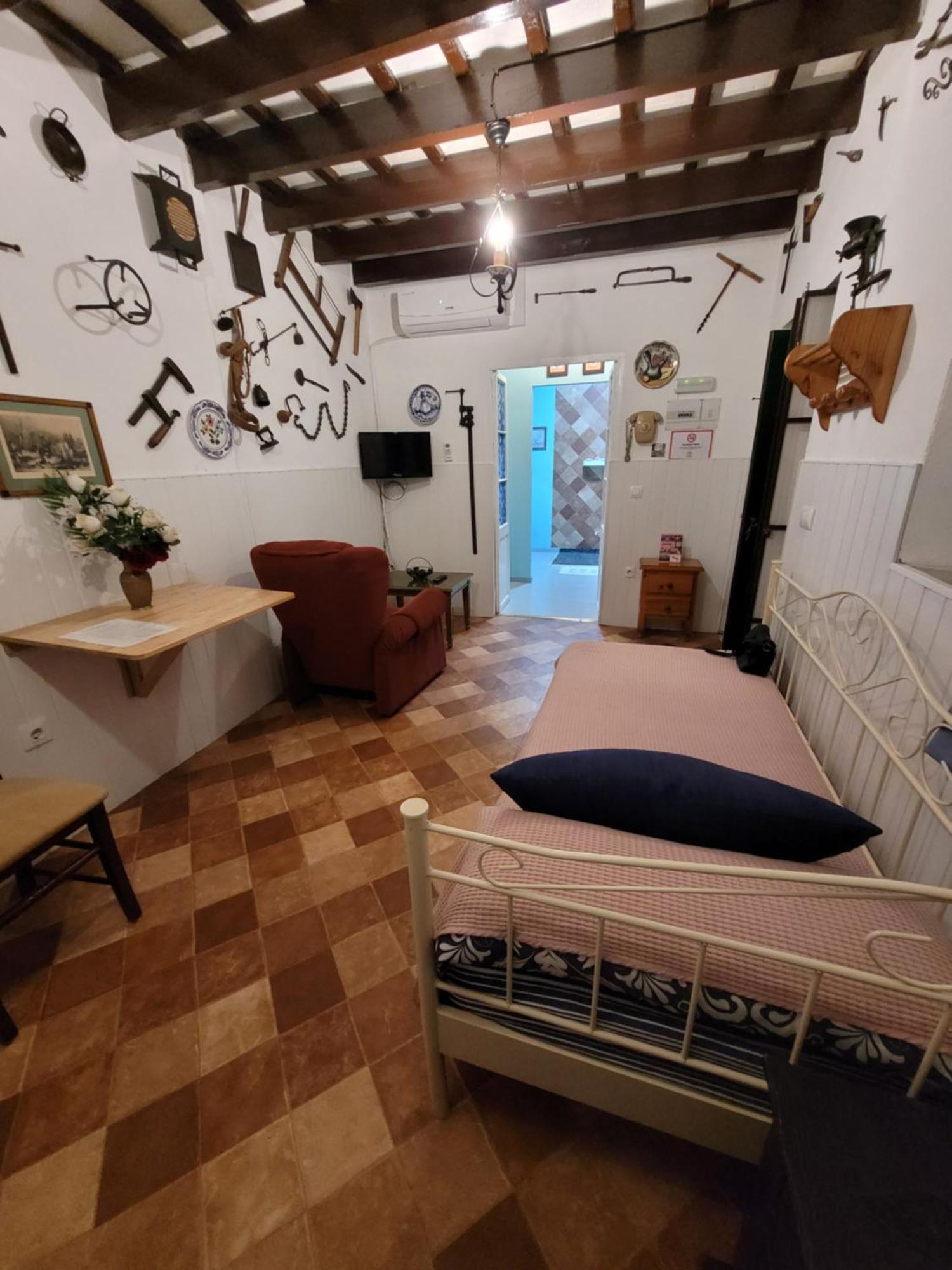 Casa Museo Jerez Centro Apartment เฮเรซ เด ลาฟรอนเตรา ห้อง รูปภาพ